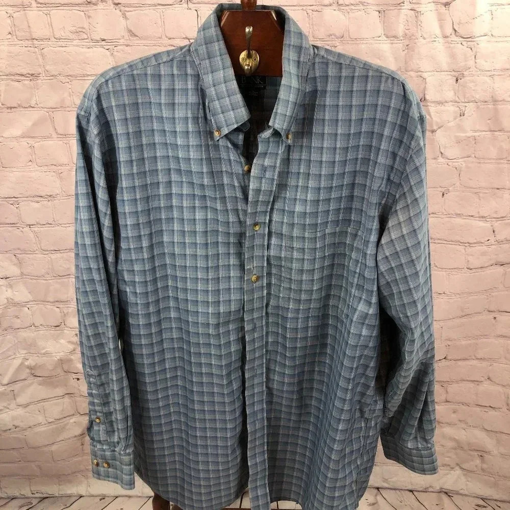 Men's Jos A. Bank traveler dress shirt  Button down Shirt large